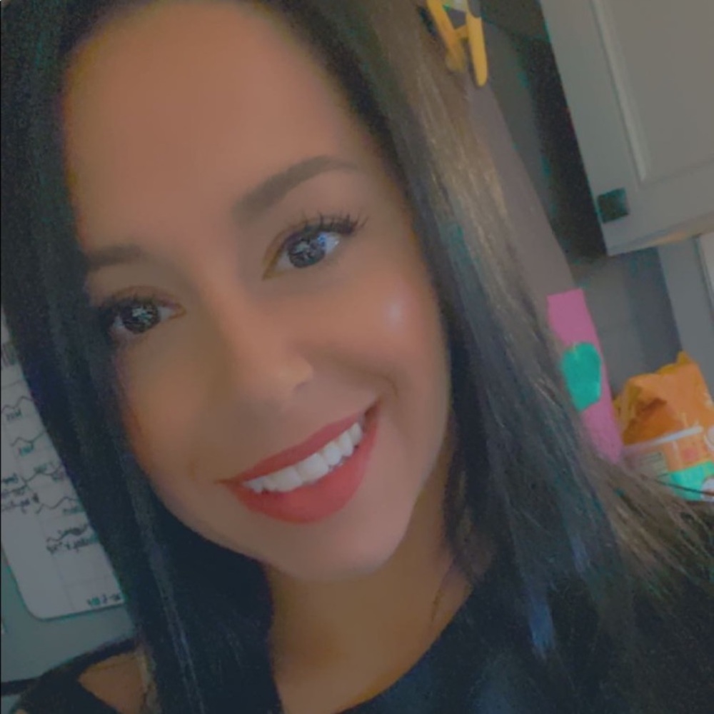 Meet your Posher, Melissa